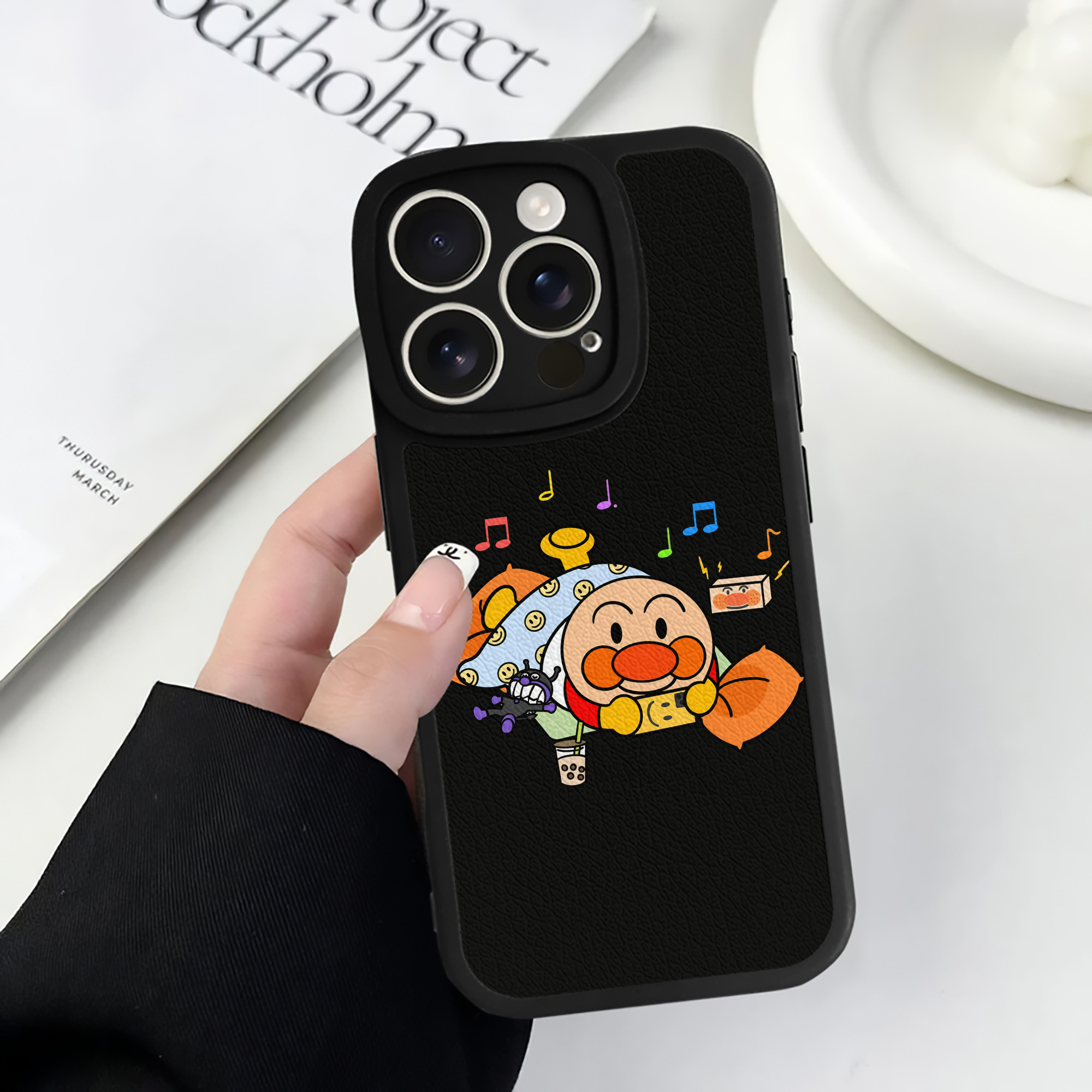（画像用） アンパンマン Anpanman 【iPhone 16シリーズ対応】シリコンスマホケース（レザー調） 材質：シリコン
